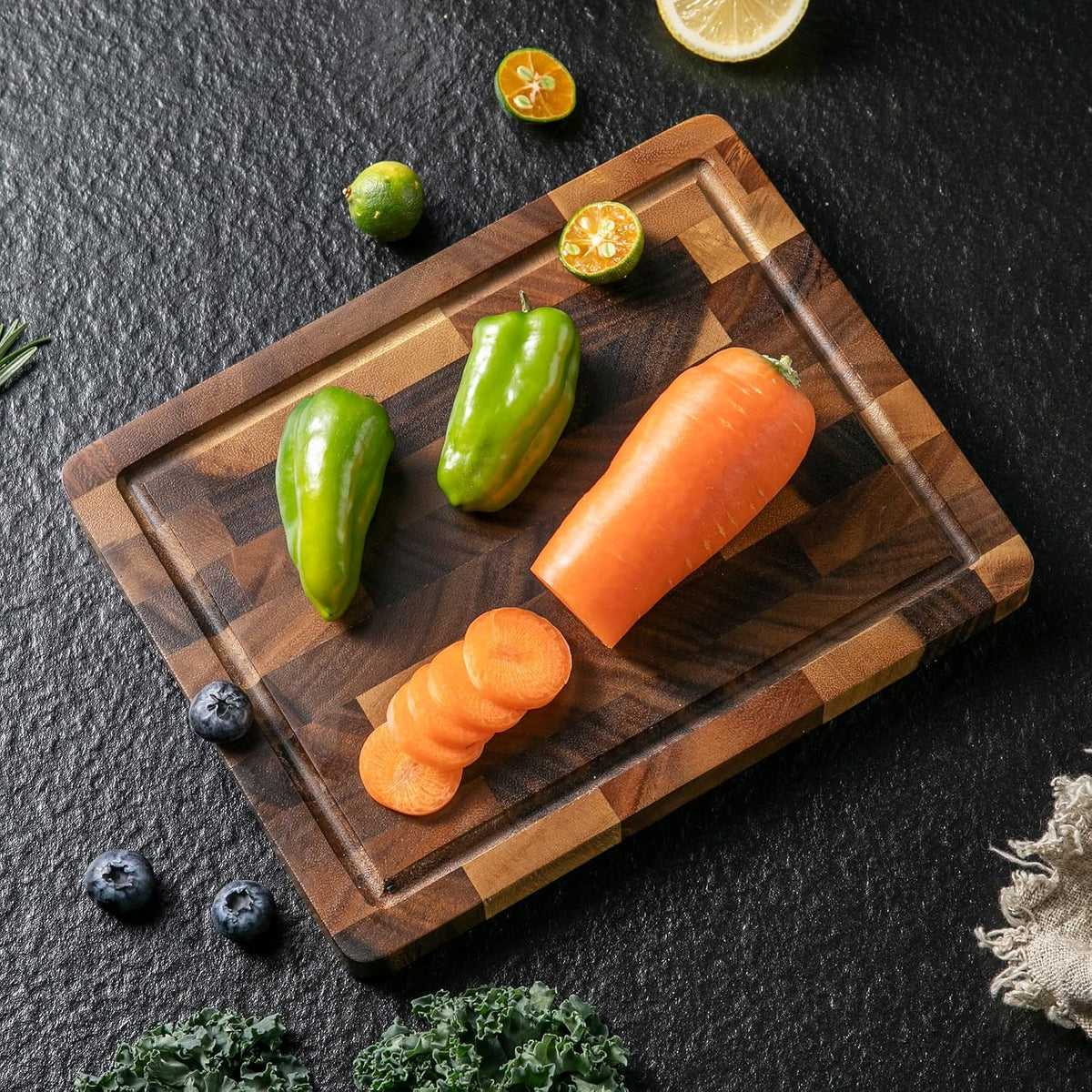 THETCHRY Walnut Cutting Board, Small Wooden Cutting Board Meal Prep Serving